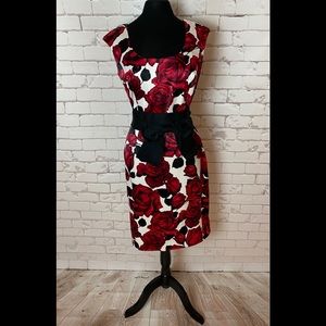 Gorgeous flower dress with detachable bow